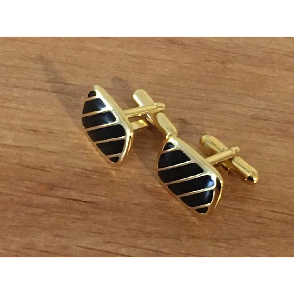 Vintage Goldtone Diagonally Striped Black/Gold Rectangular CUFFLINKS